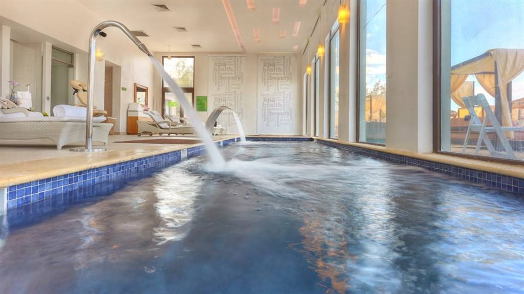 Royalton White Sands Resort