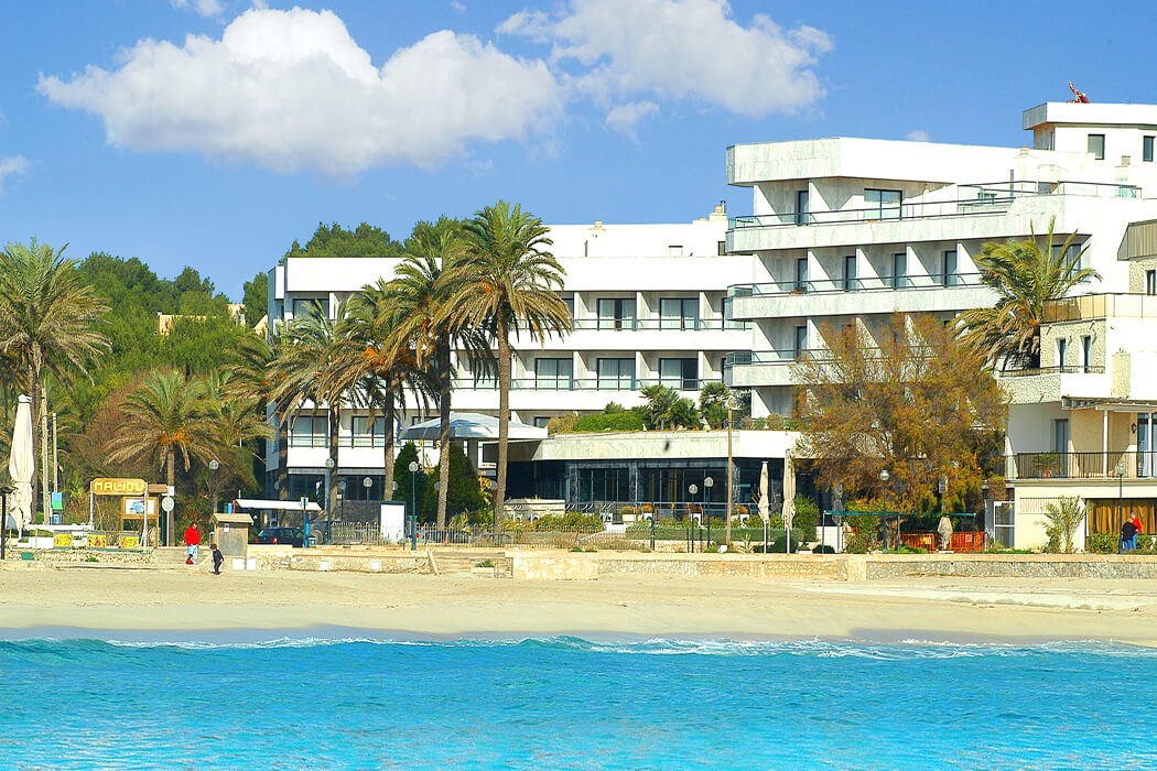 Serrano Palace