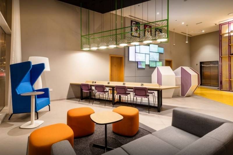 Studio M Arabian Plaza