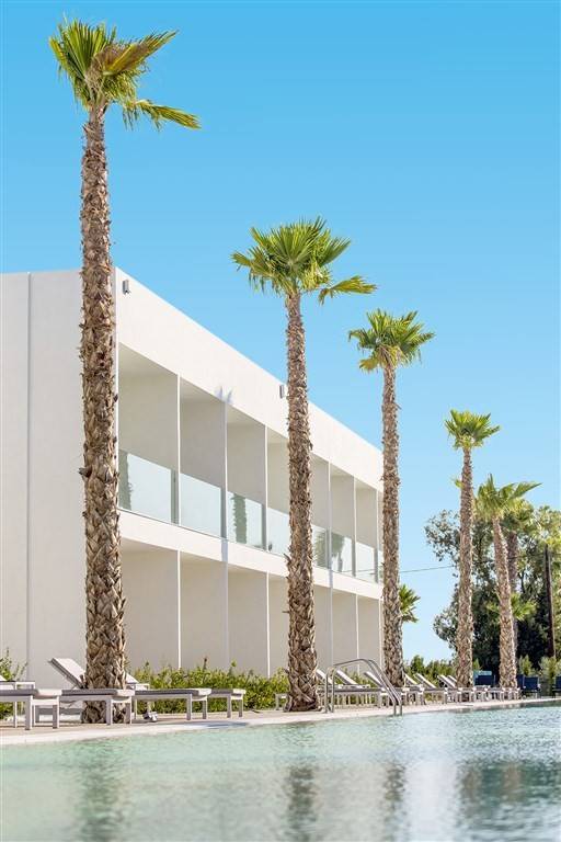 White Dreams Resort