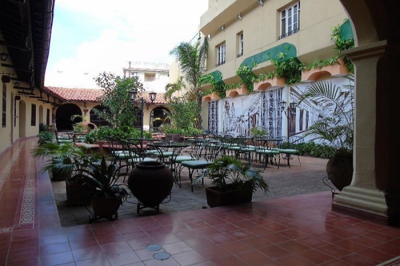 Hotel E Santa María (Camagüey)