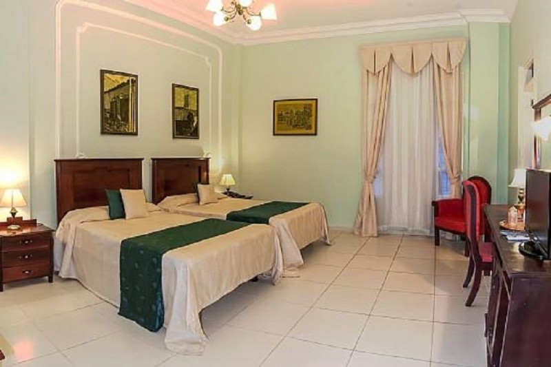 Hotel E Santa María (Camagüey)