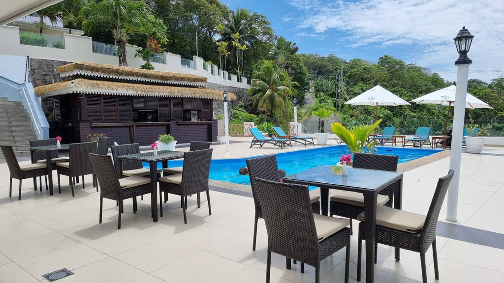 Le Relax Hotel And Restaurant