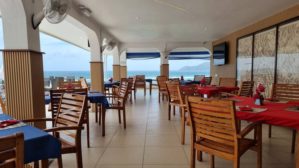 Le Relax Hotel And Restaurant
