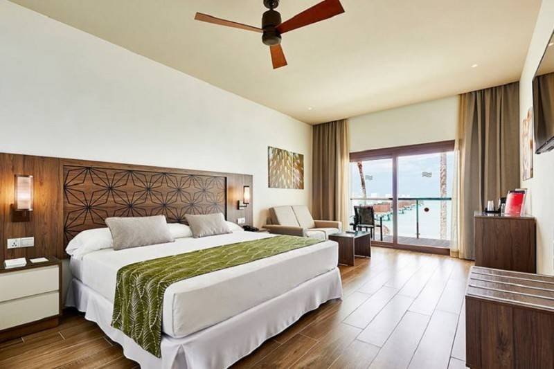 Riu Atoll