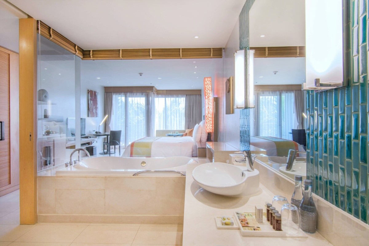 Renaissance Phuket Resort & Spa