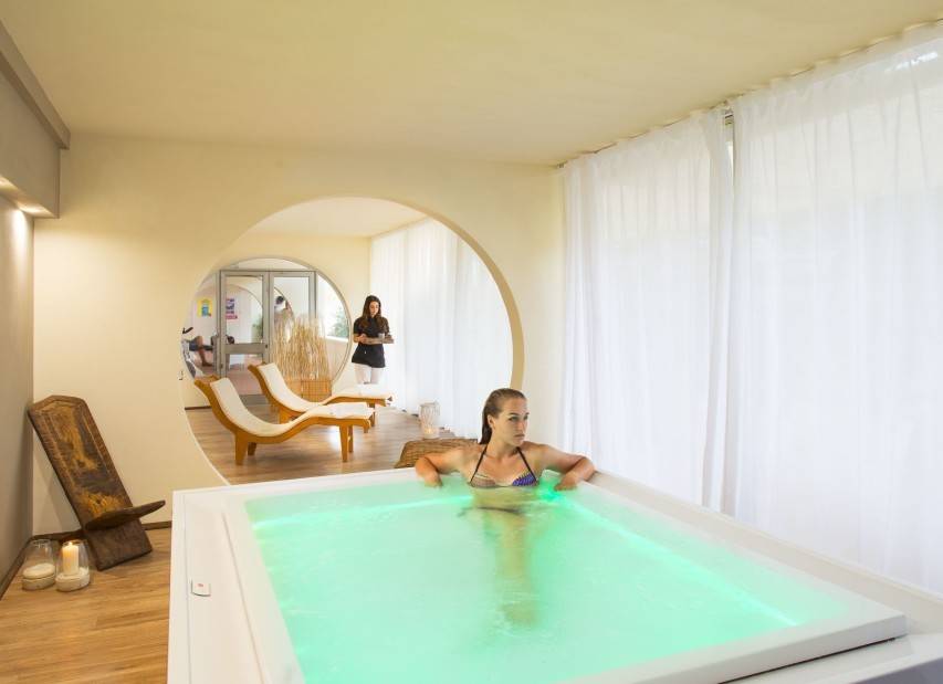 Voi Alimini Resort