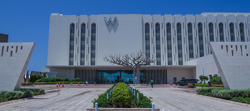 W Muscat