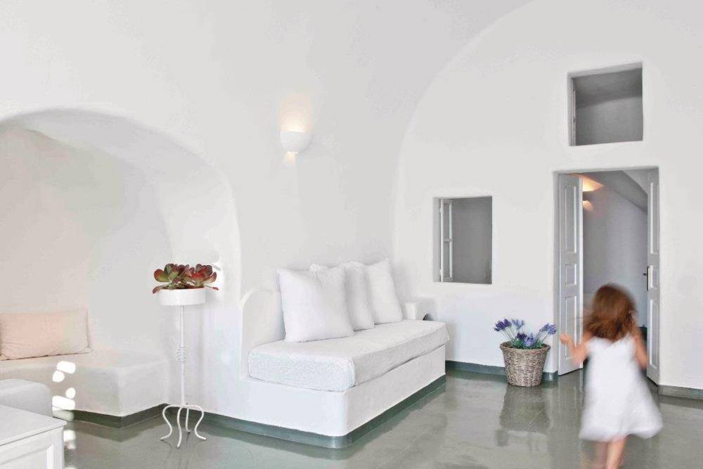 Cliff Side Suites
