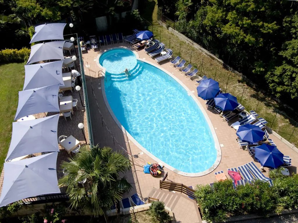 Hotel Flora