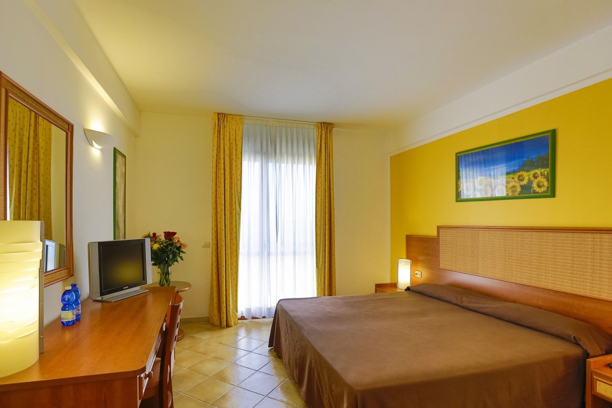 Voi Arenella Resort