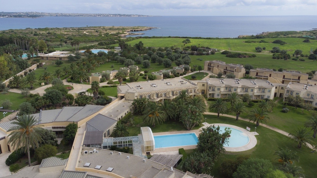 Voi Arenella Resort