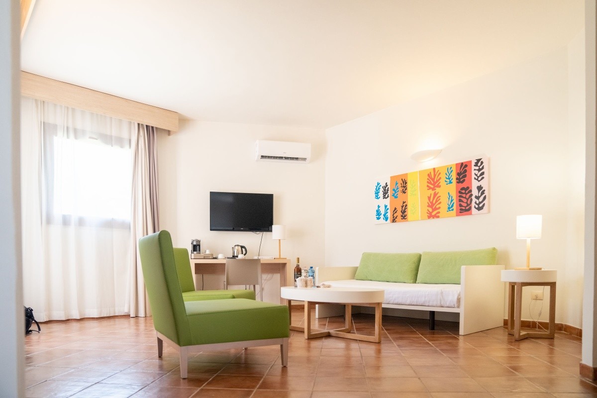 Voi Arenella Resort