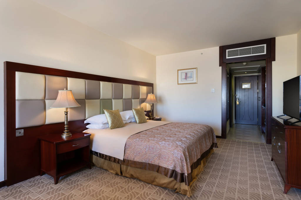 Grand Excelsior