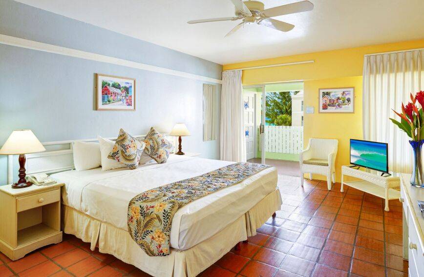 Coconut Court Beach Resort