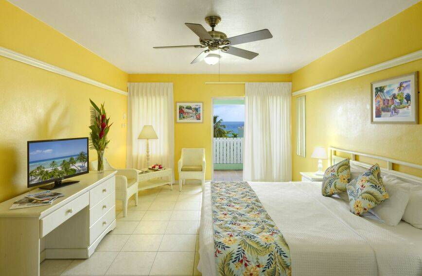 Coconut Court Beach Resort