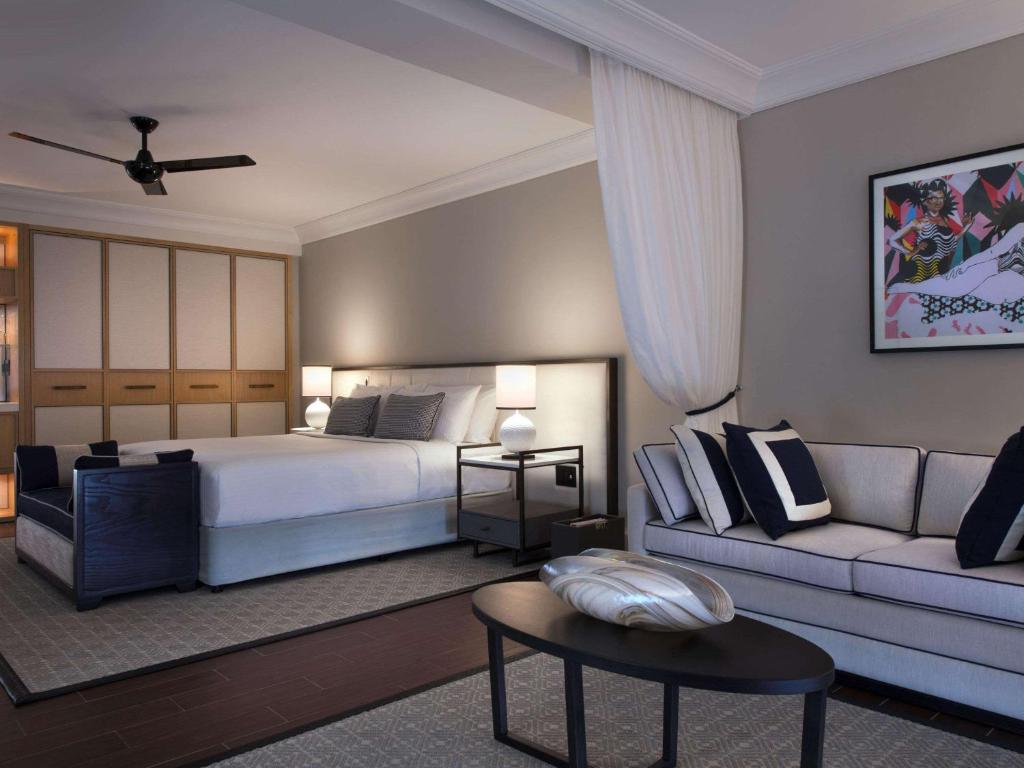 Fairmont Royal Pavilon