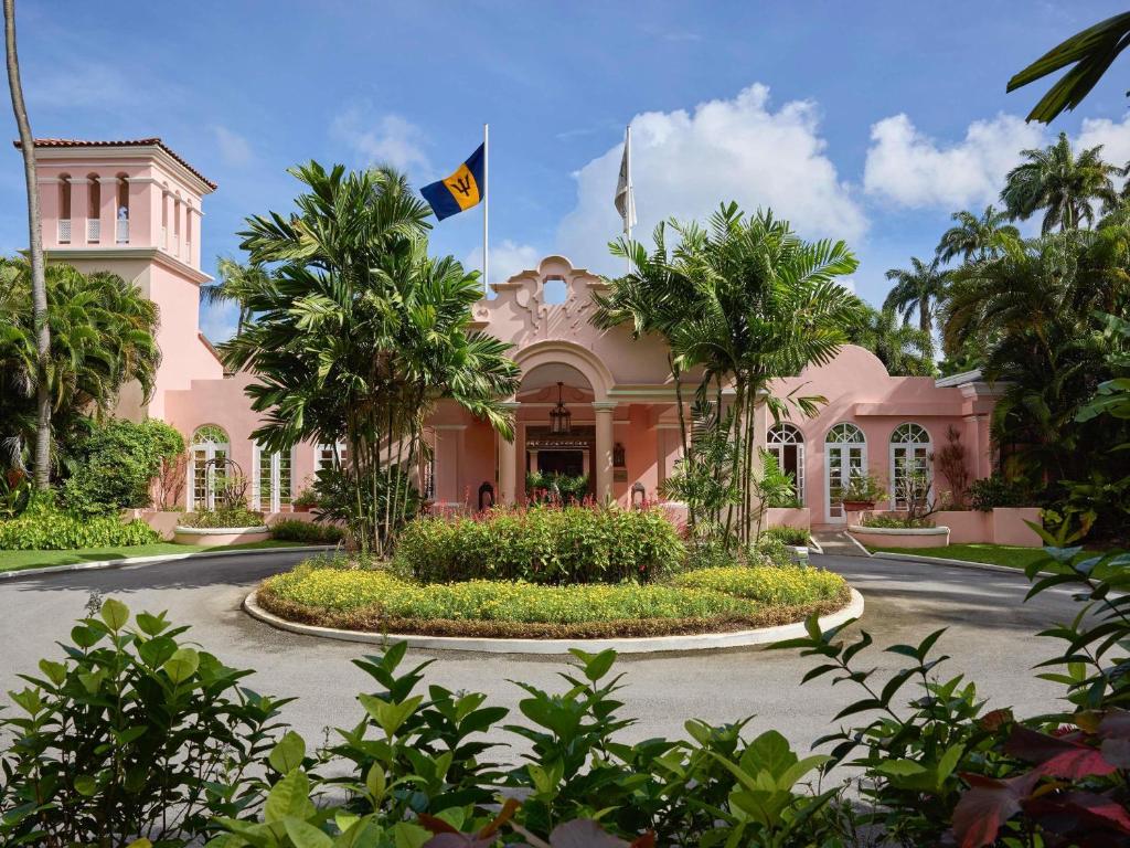 Fairmont Royal Pavilon