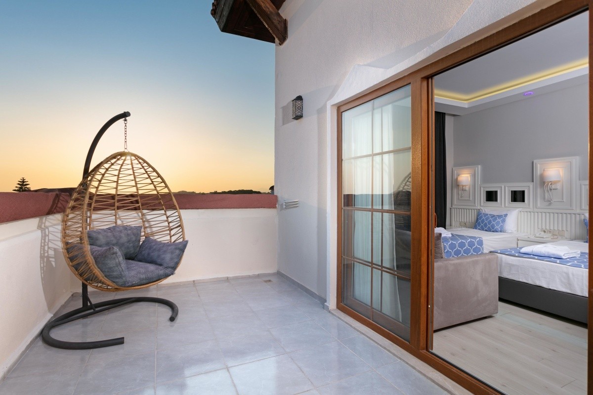 Selectum Colours Side (Ex. Euphoria Barbaross Beach Resort)