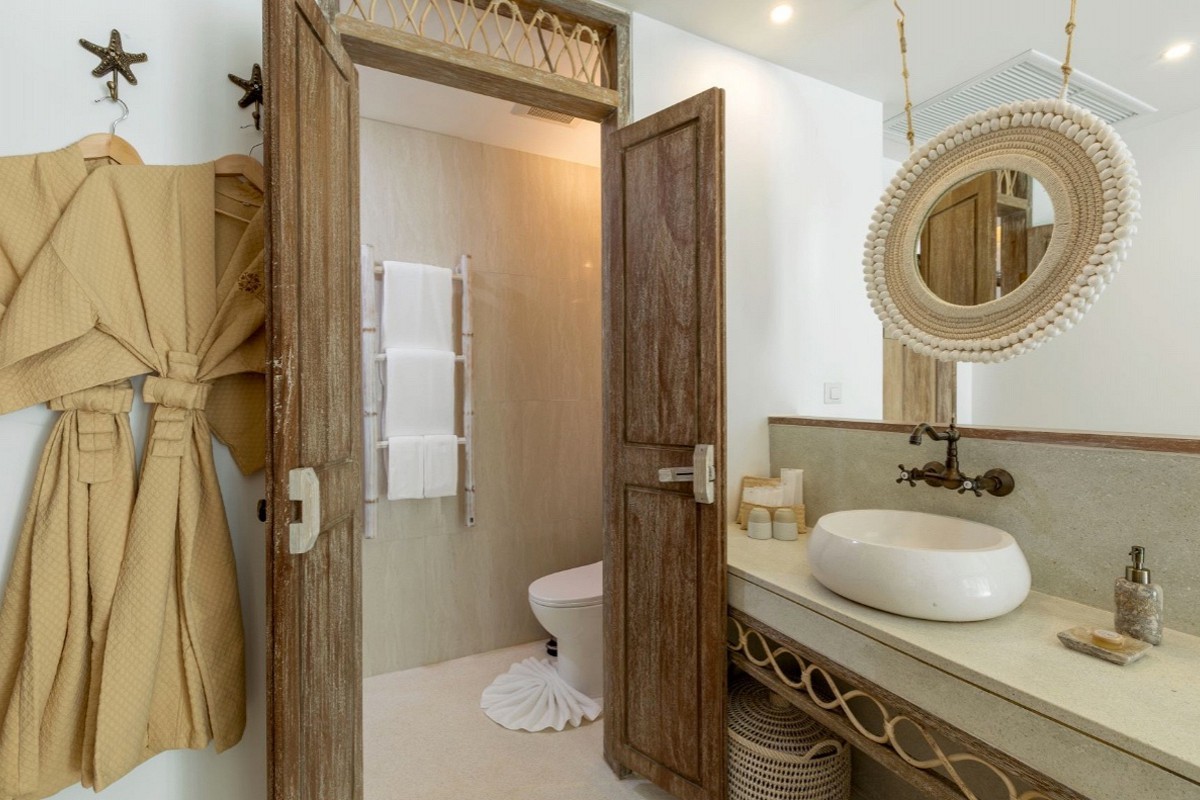 Eden Beach Resort & Spa
