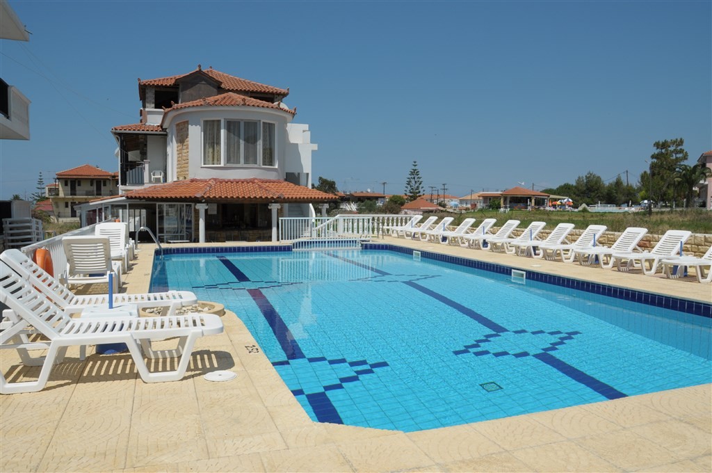 Studia Athina (Argassi)