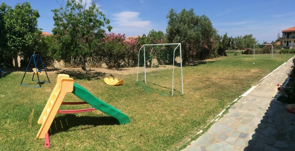 Studia Athina (Argassi)