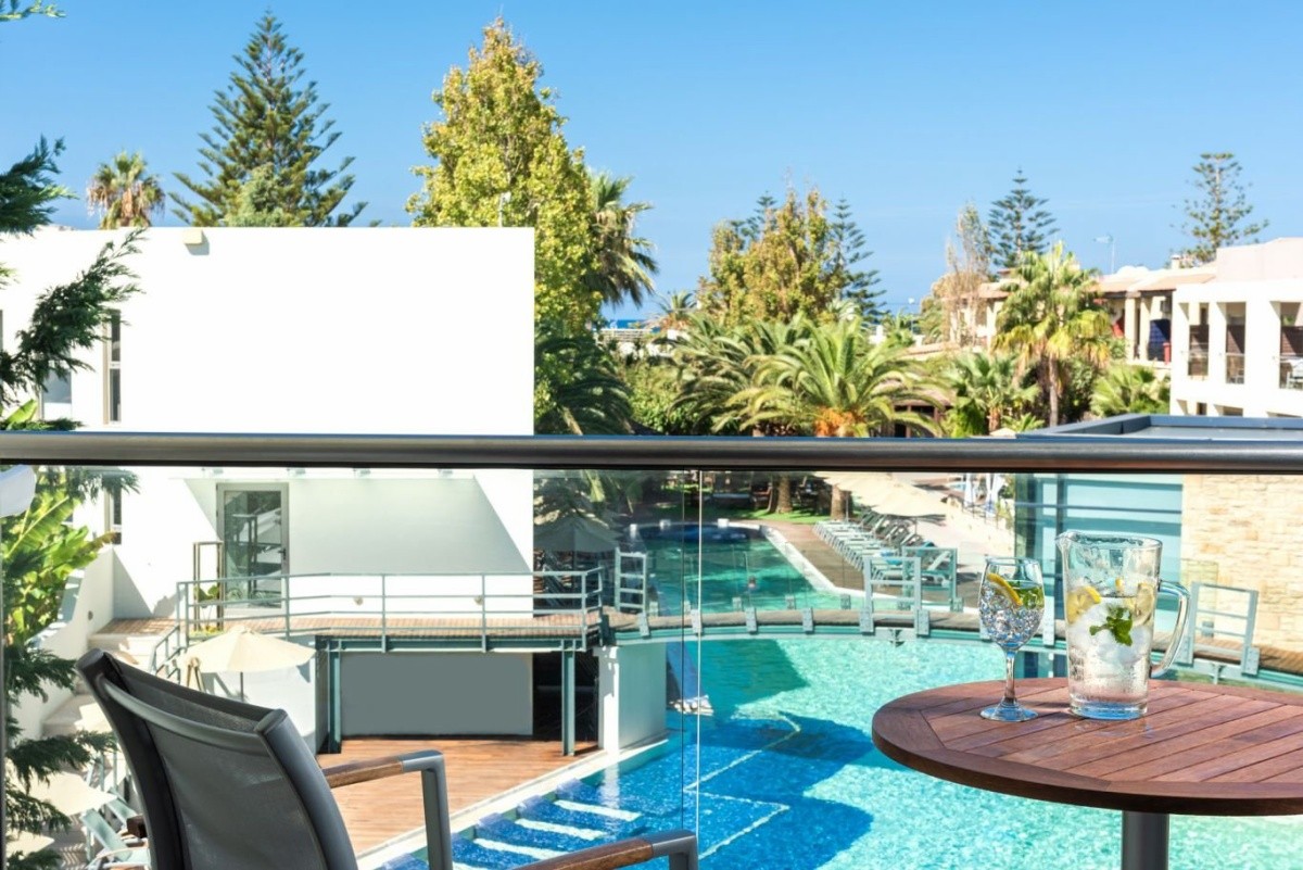 Minos Mare Royal