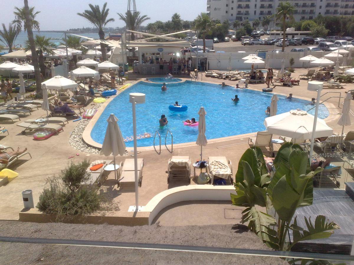 Vrissaki Beach (Paralimni)
