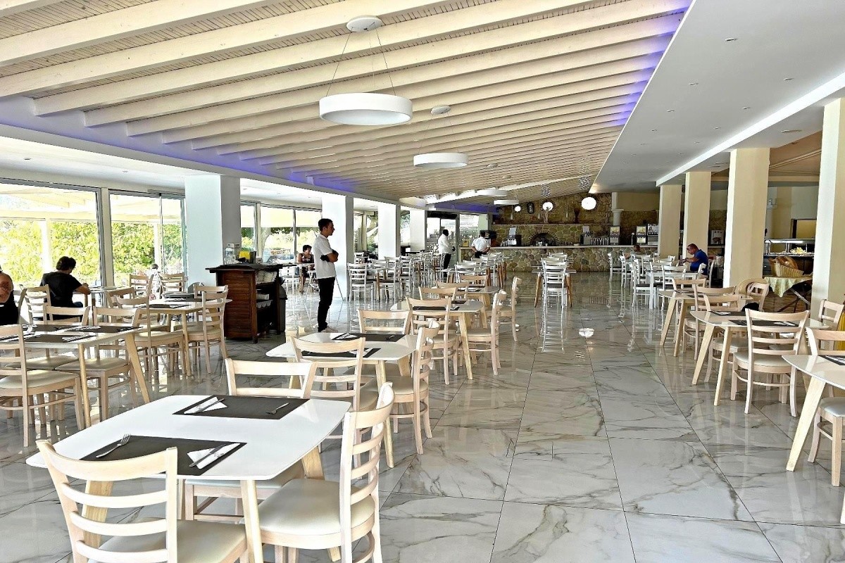 Blue Princess Beach (Ex. Elly Beach)