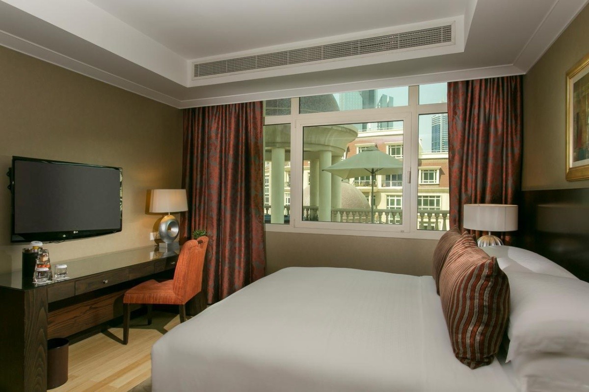 Swissôtel Al Murooj Dubai