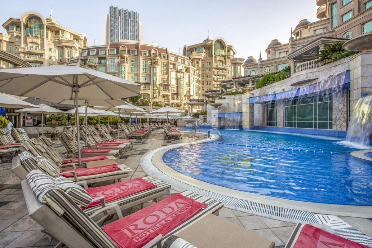 Swissôtel Al Murooj Dubai