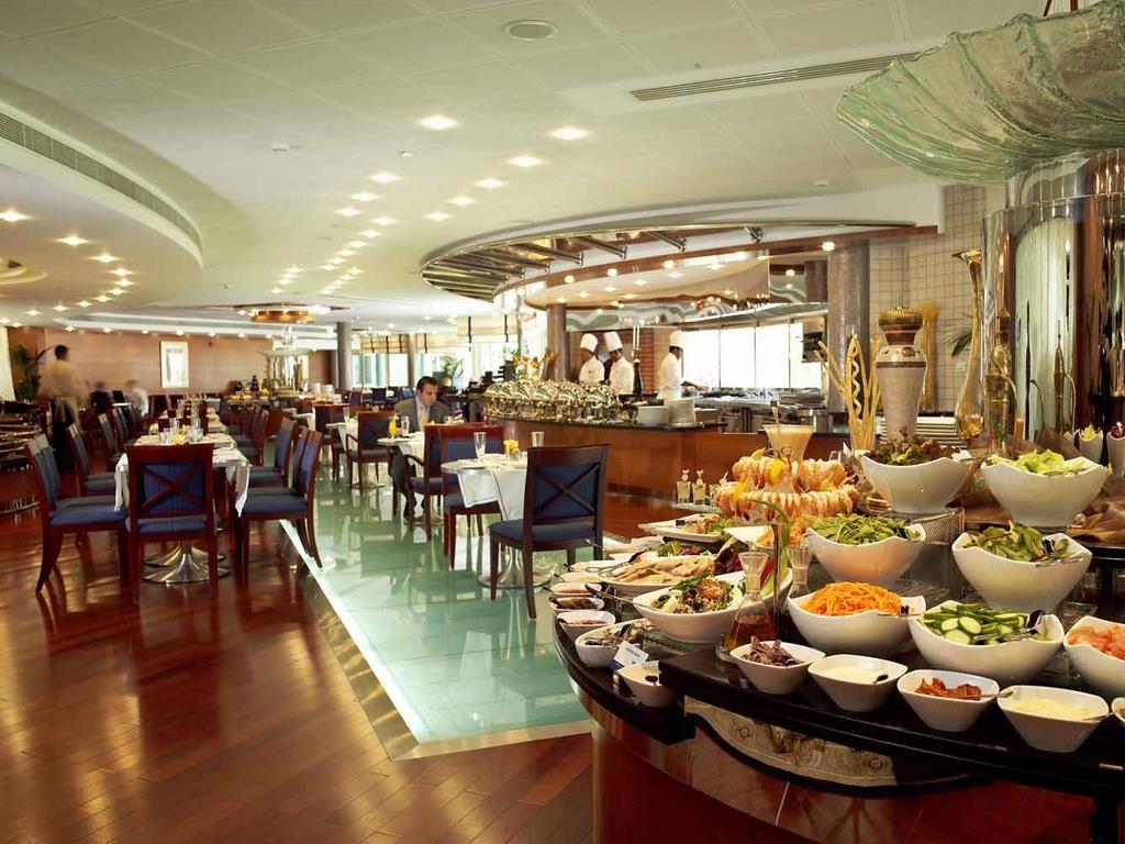 Swissôtel Al Murooj Dubai