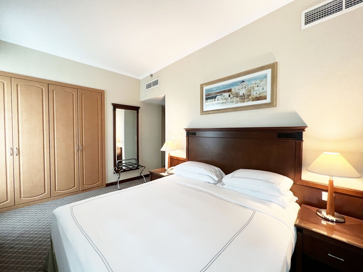 Swissôtel Al Murooj Dubai