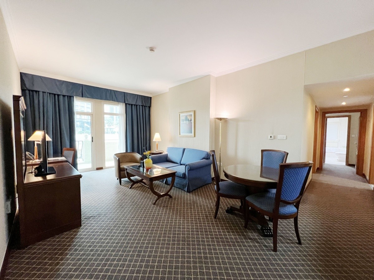Swissôtel Al Murooj Dubai