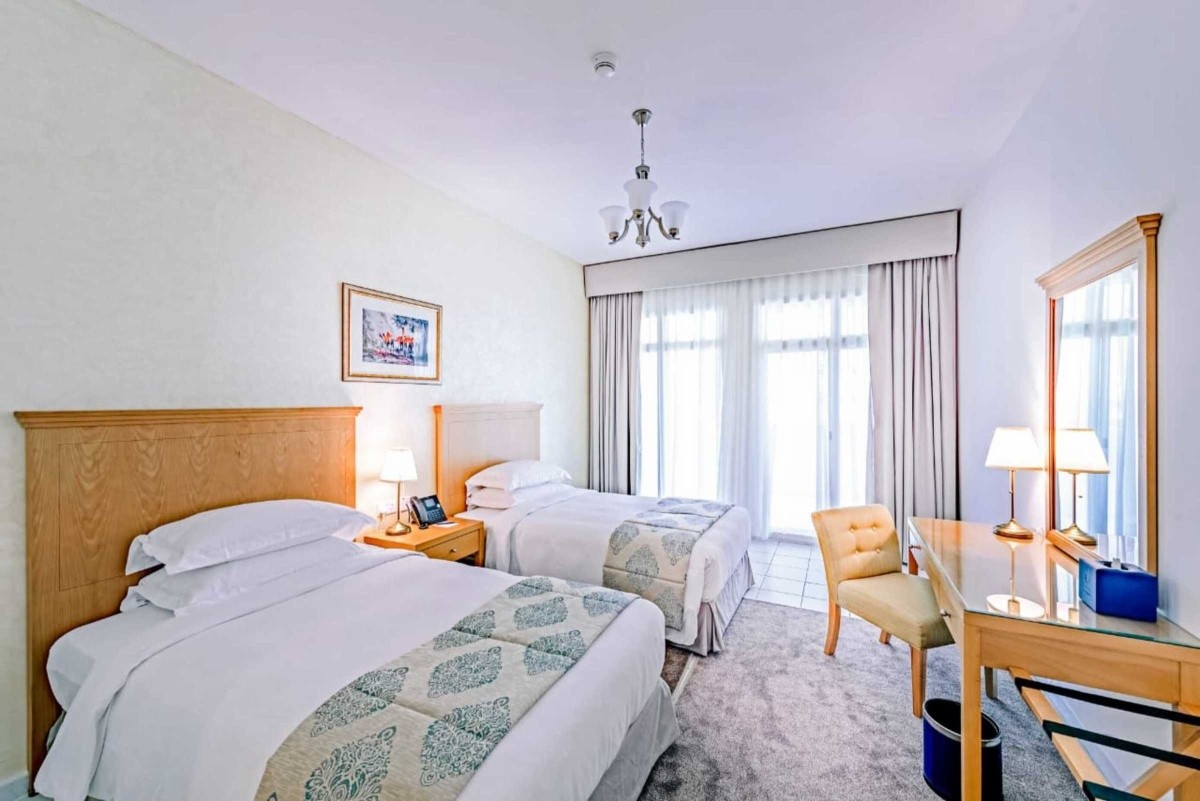 Swissôtel Al Murooj Dubai