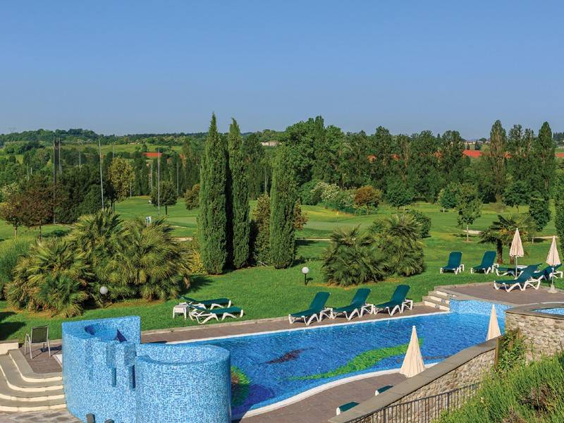 Active Paradiso & Golf