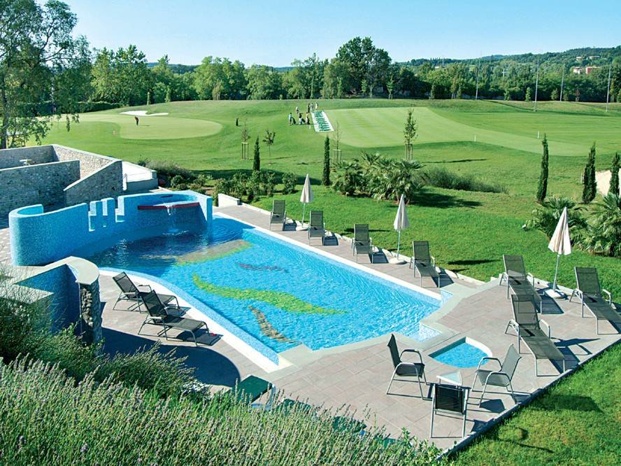 Active Paradiso & Golf