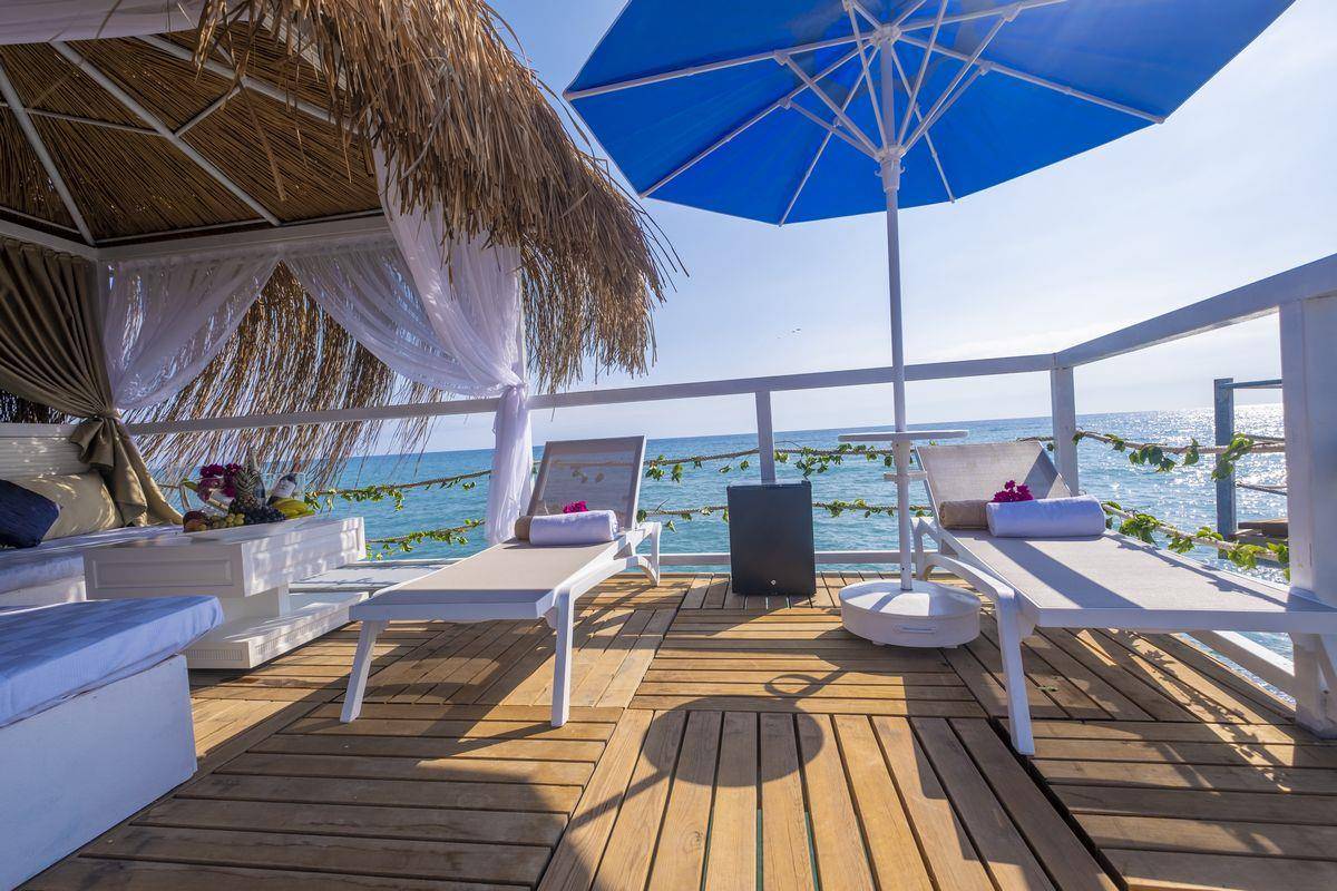 Blue Marlin Deluxe Spa & Resort
