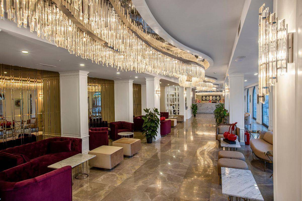 Blue Marlin Deluxe Spa & Resort