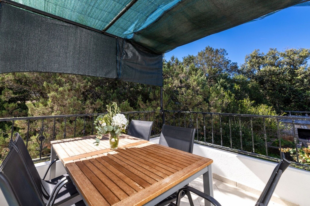 Apartmány Avanturin 3	 (Zastražišće)