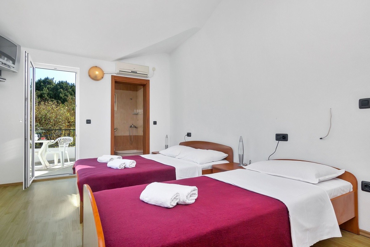 Apartmány Avanturin 3	 (Zastražišće)