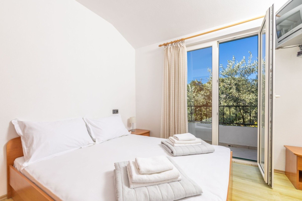 Apartmány Avanturin 3	 (Zastražišće)