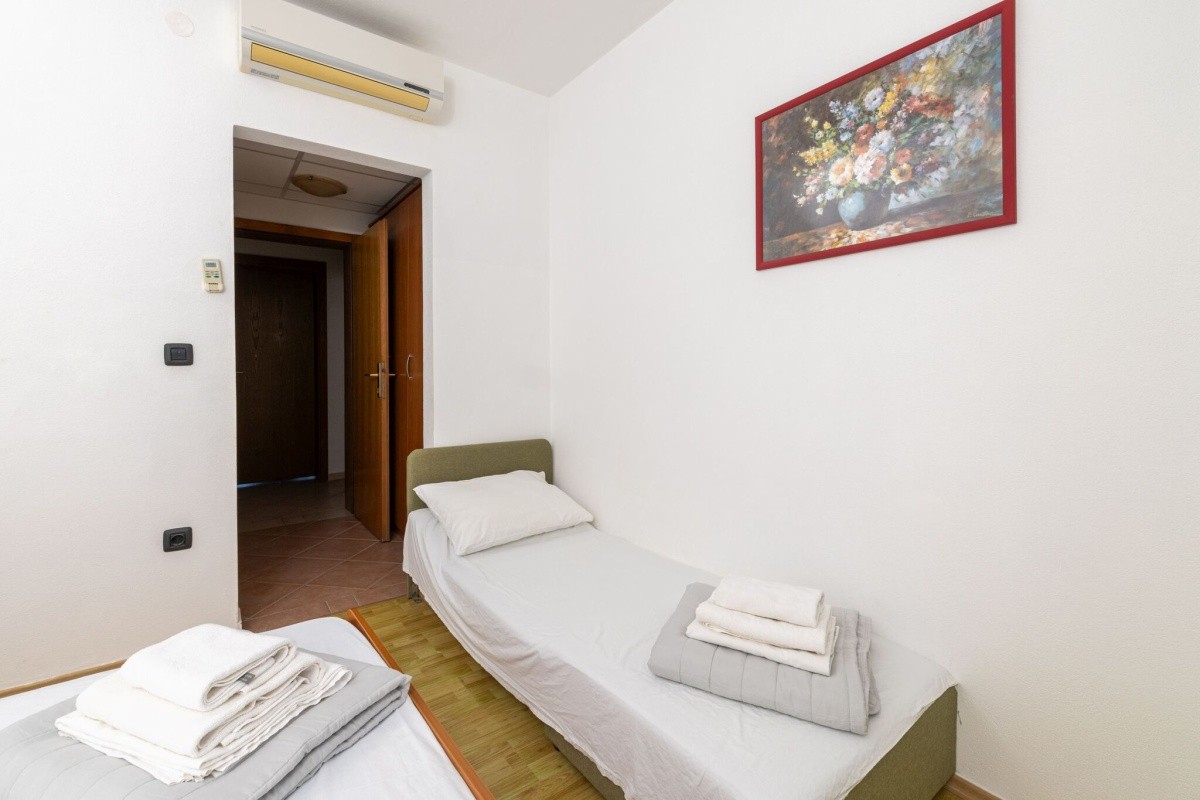 Apartmány Avanturin 3	 (Zastražišće)