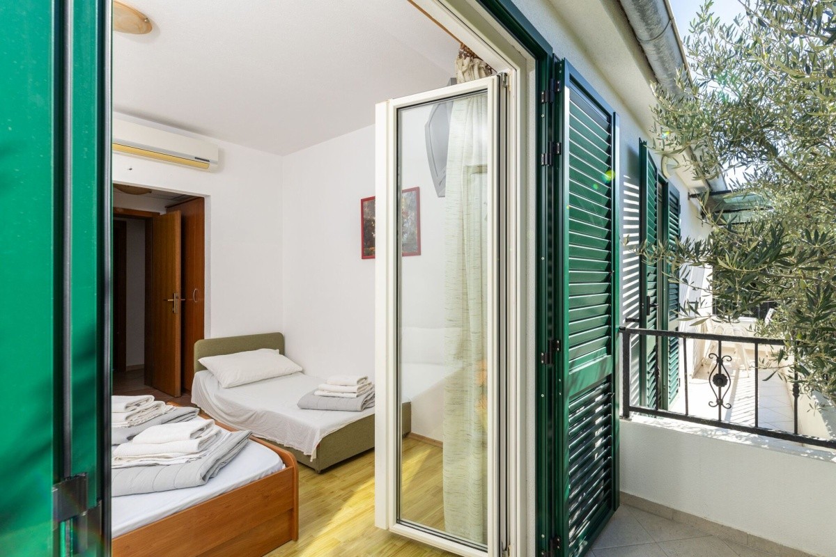 Apartmány Avanturin 3	 (Zastražišće)
