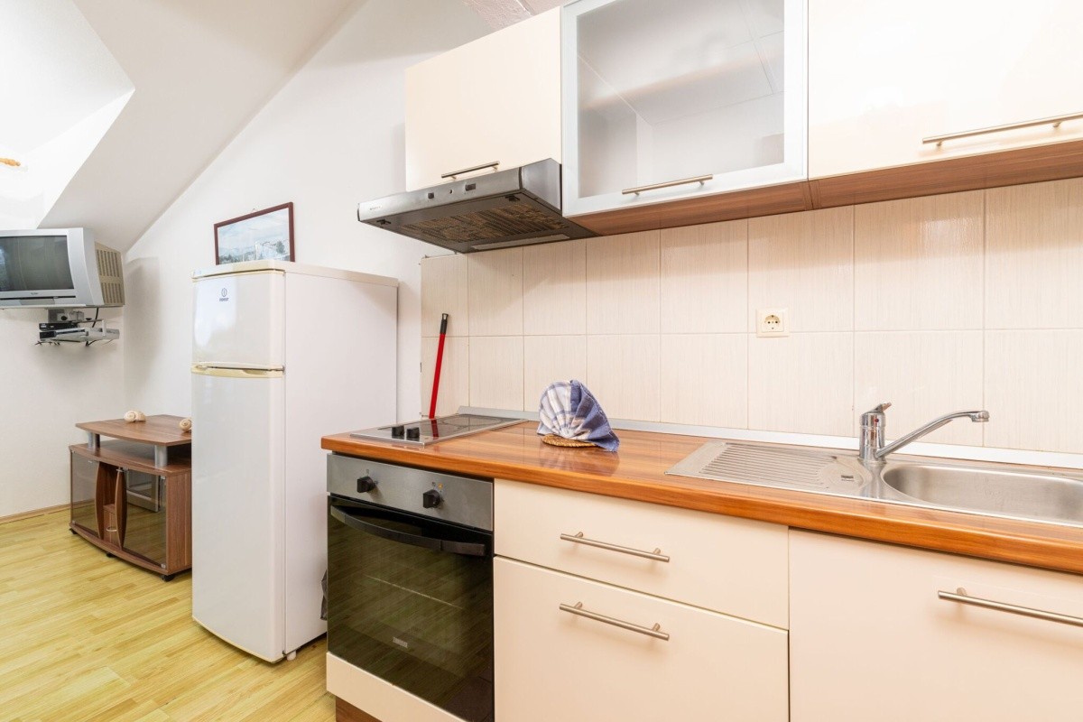 Apartmány Avanturin 3	 (Zastražišće)