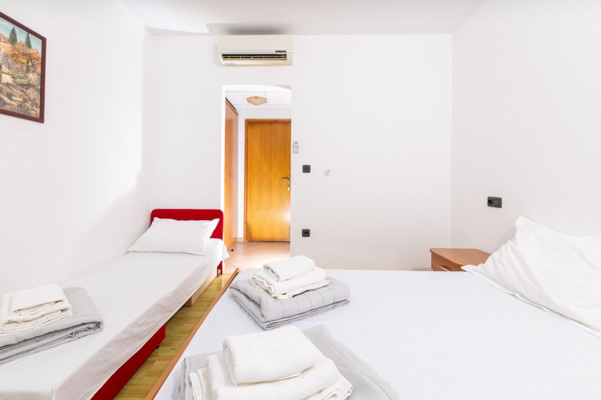 Apartmány Avanturin 3	 (Zastražišće)