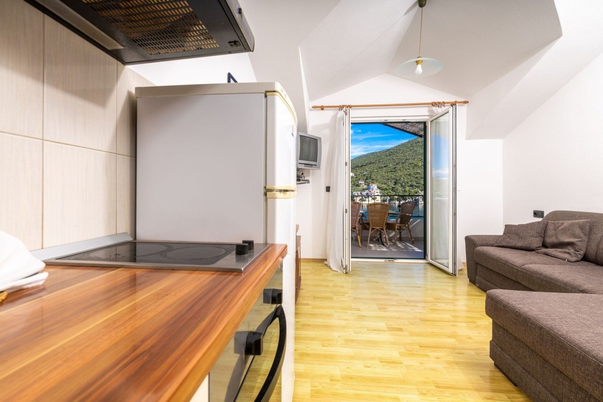 Apartmány Avanturin 3	 (Zastražišće)
