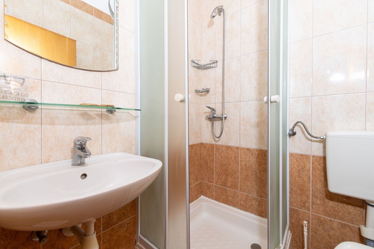 Apartmány Avanturin 3	 (Zastražišće)