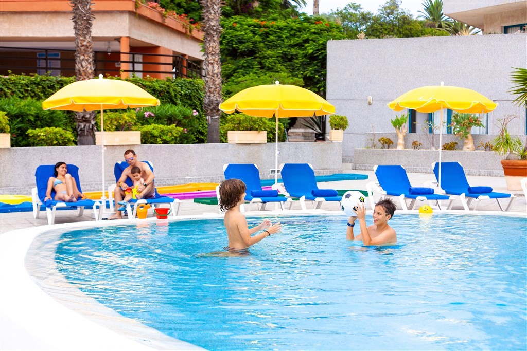 Alua Tenerife
