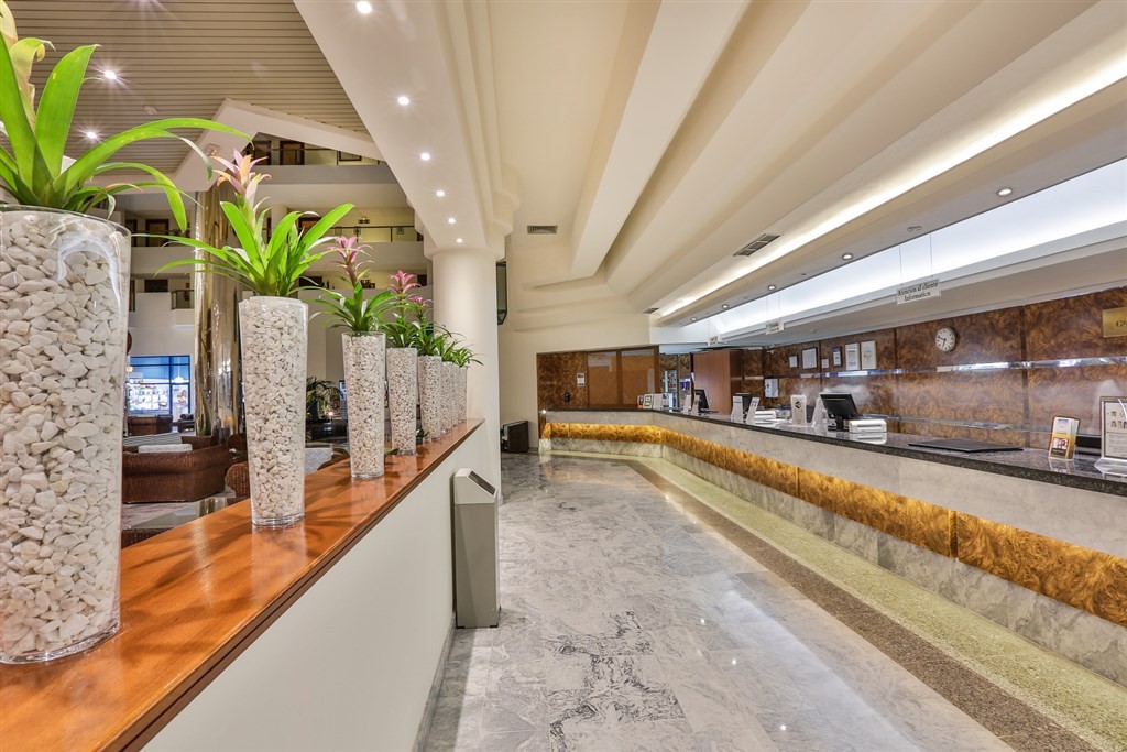 Alua Tenerife